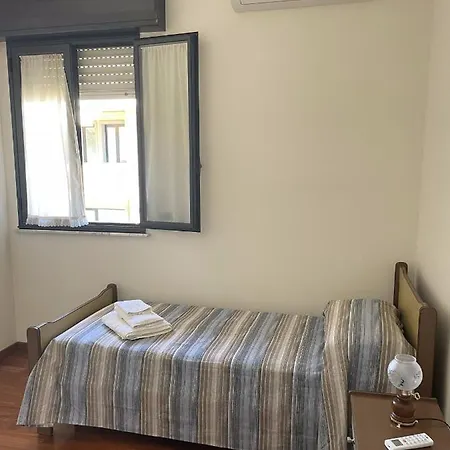 Geltrude Apartment Avola