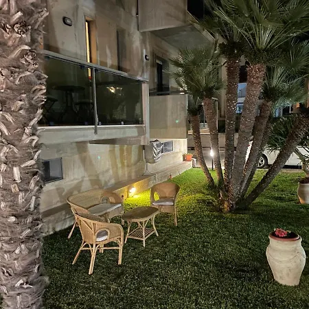 Geltrude Apartment *
