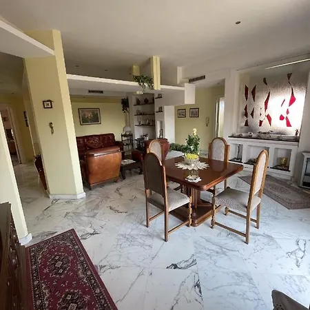 Geltrude Apartment
